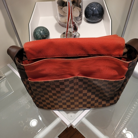 LOUIS VUITTON DAMIER EBENE BASTILLE MESSENGER BAG - Picture 6 of 11